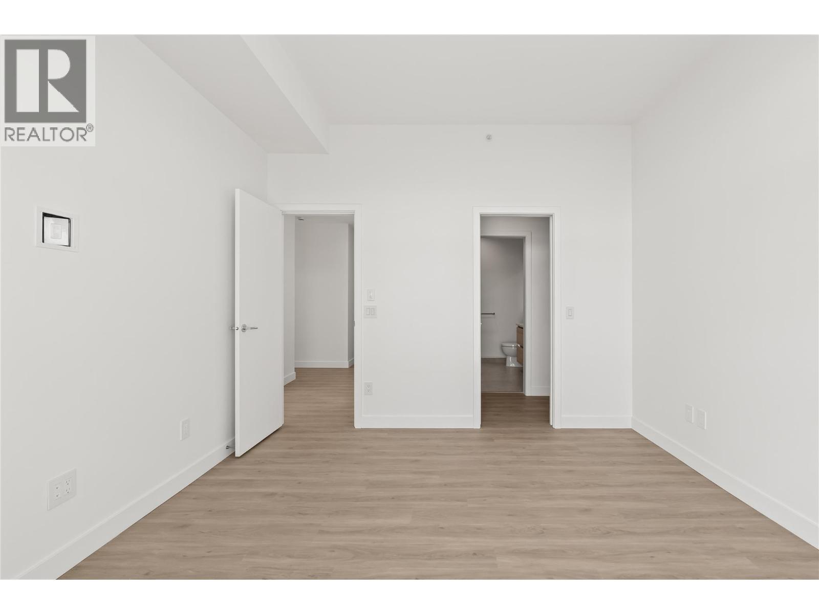 238 Leon Avenue Unit# 2107. Kelowna, British Columbia