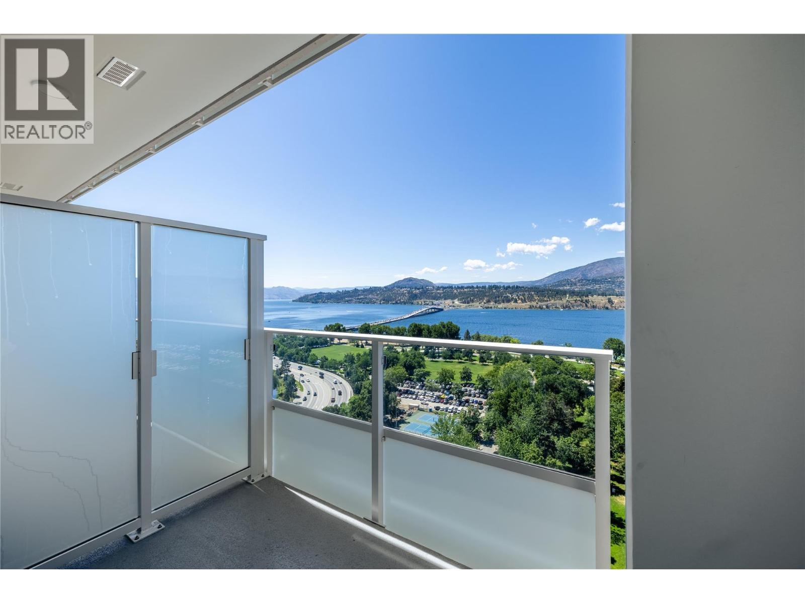 238 Leon Avenue Unit# 2107. Kelowna, British Columbia