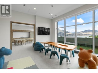 238 Leon Avenue Unit# 2107. Kelowna, British Columbia