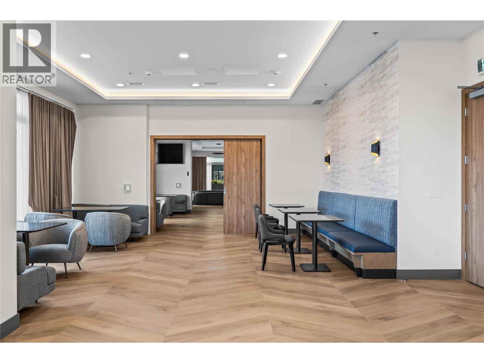 238 Leon Avenue Unit# 2107. Kelowna, British Columbia