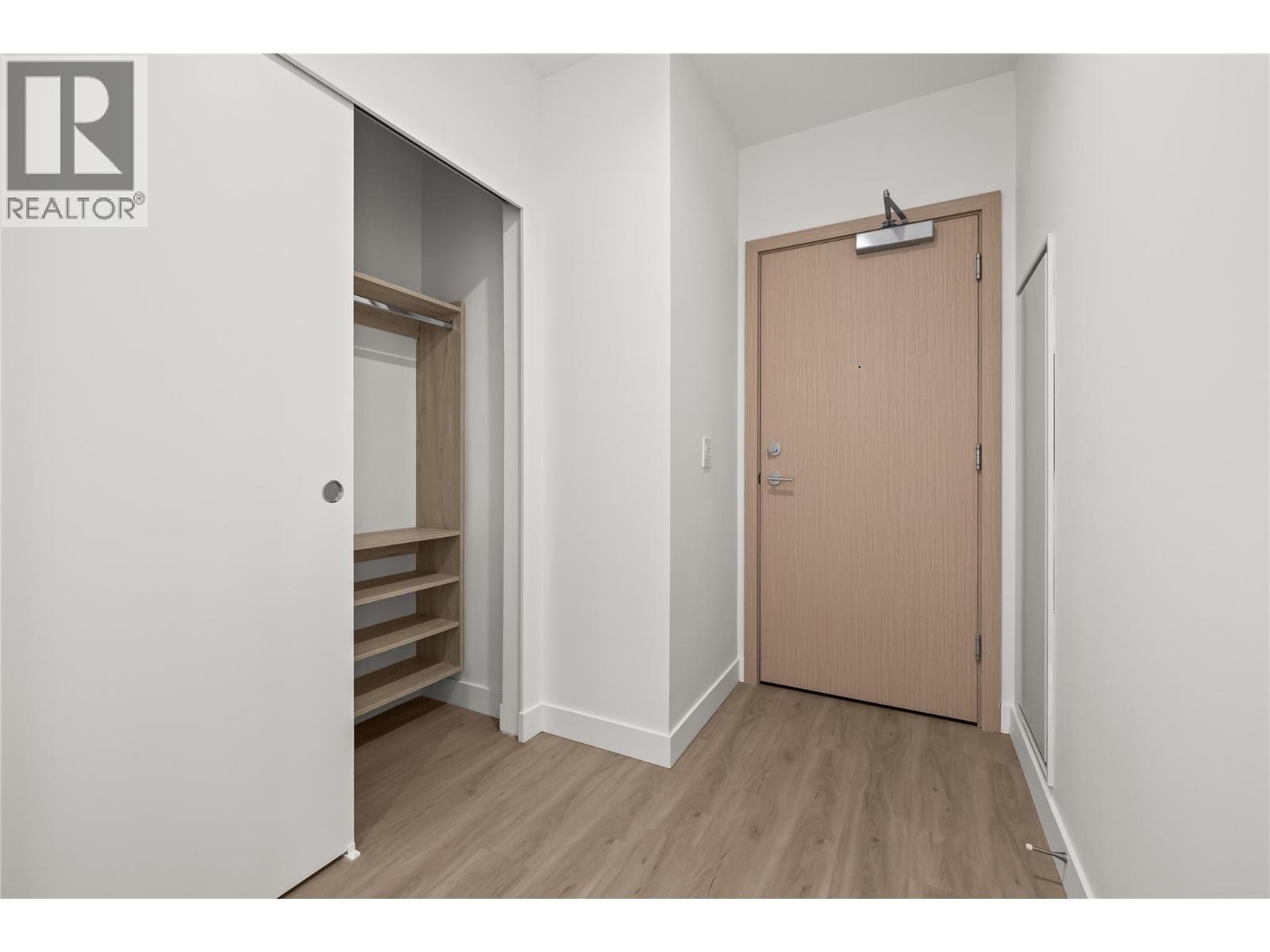 238 Leon Avenue Unit# 2107. Kelowna, British Columbia