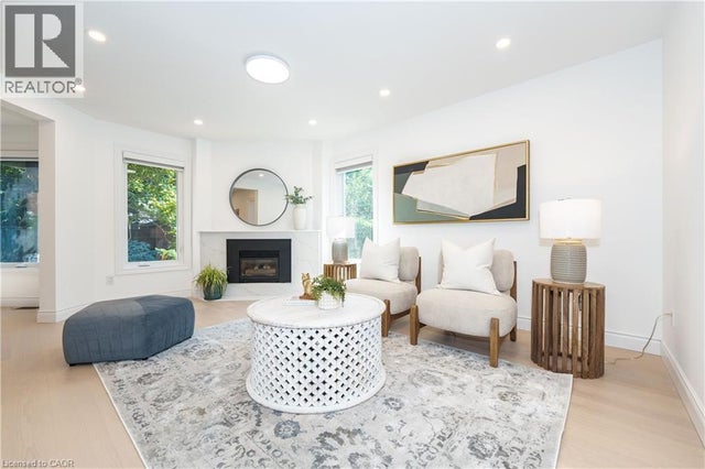 327 Northwood Drive, Oakville