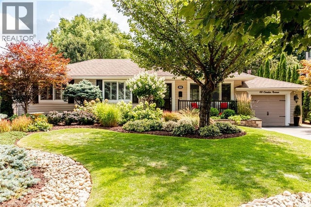 66 Garden Avenue, Ancaster