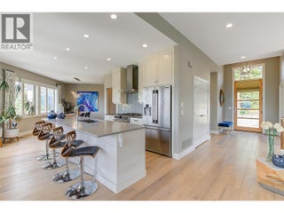 514 Quartz Crescent Unit# 6. Kelowna, British Columbia