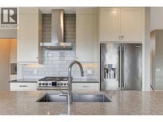 514 Quartz Crescent Unit# 6. Kelowna, British Columbia