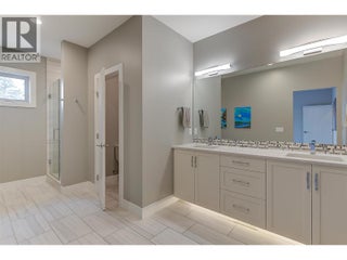 514 Quartz Crescent Unit# 6. Kelowna, British Columbia