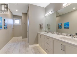 514 Quartz Crescent Unit# 6. Kelowna, British Columbia