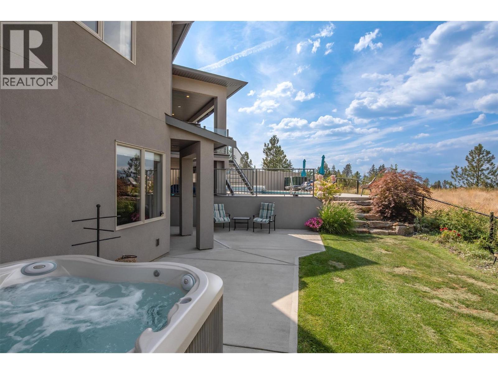 514 Quartz Crescent Unit# 6. Kelowna, British Columbia