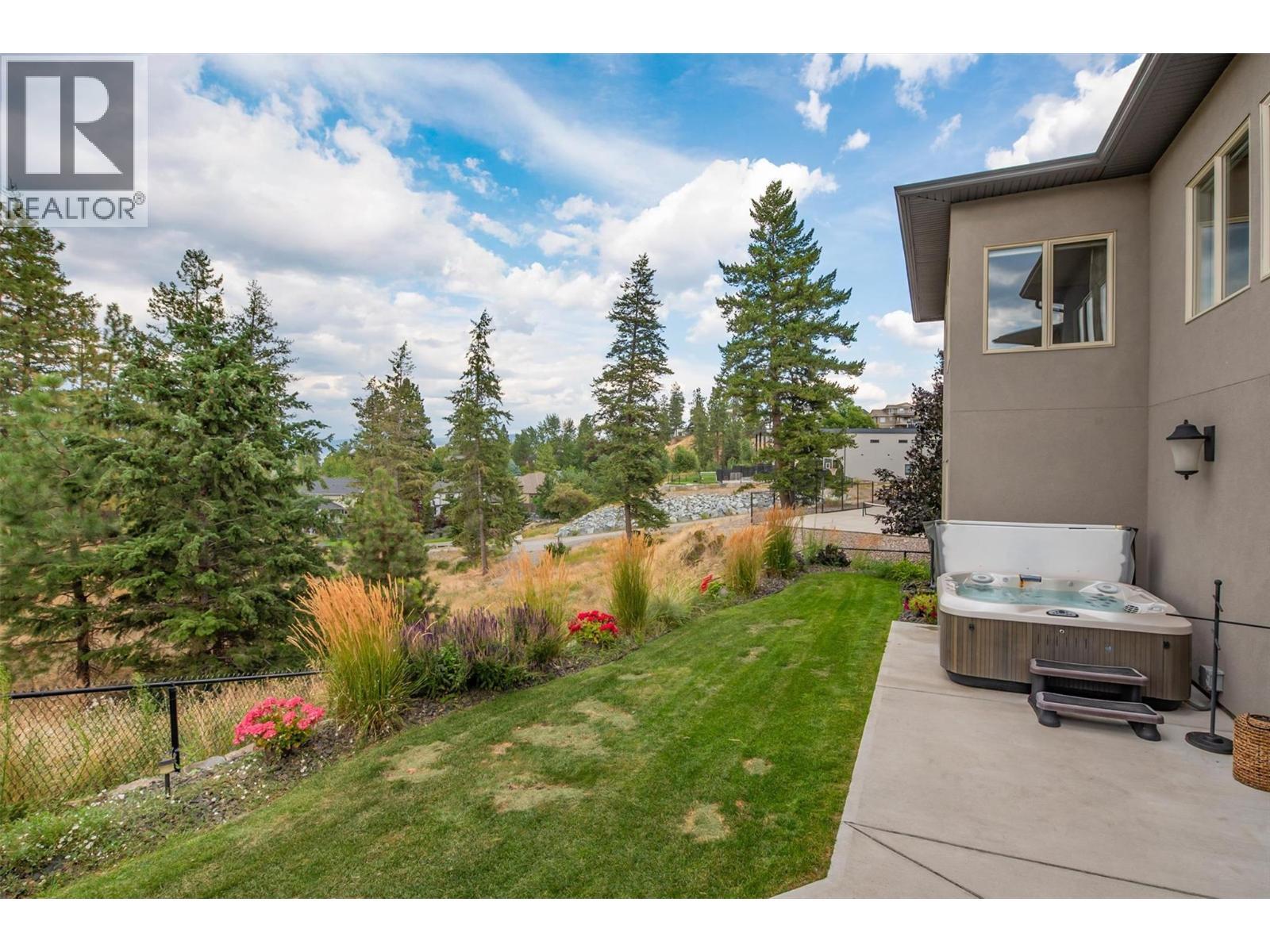 514 Quartz Crescent Unit# 6. Kelowna, British Columbia