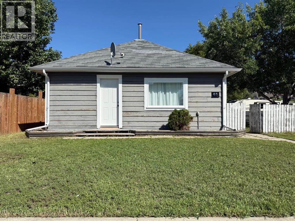 65 Amherst Street, Irvine