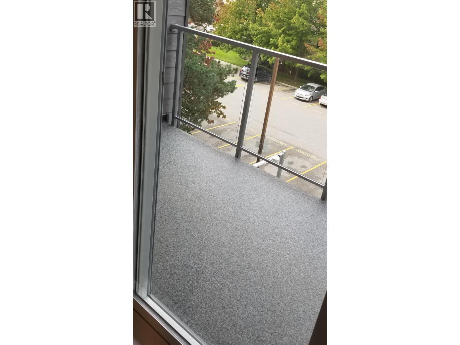 1083 Klo Road Unit# 305. Kelowna, British Columbia