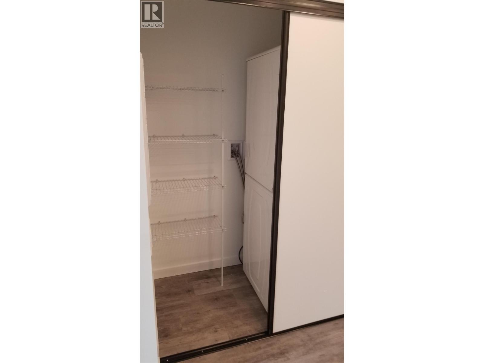 1083 Klo Road Unit# 305. Kelowna, British Columbia