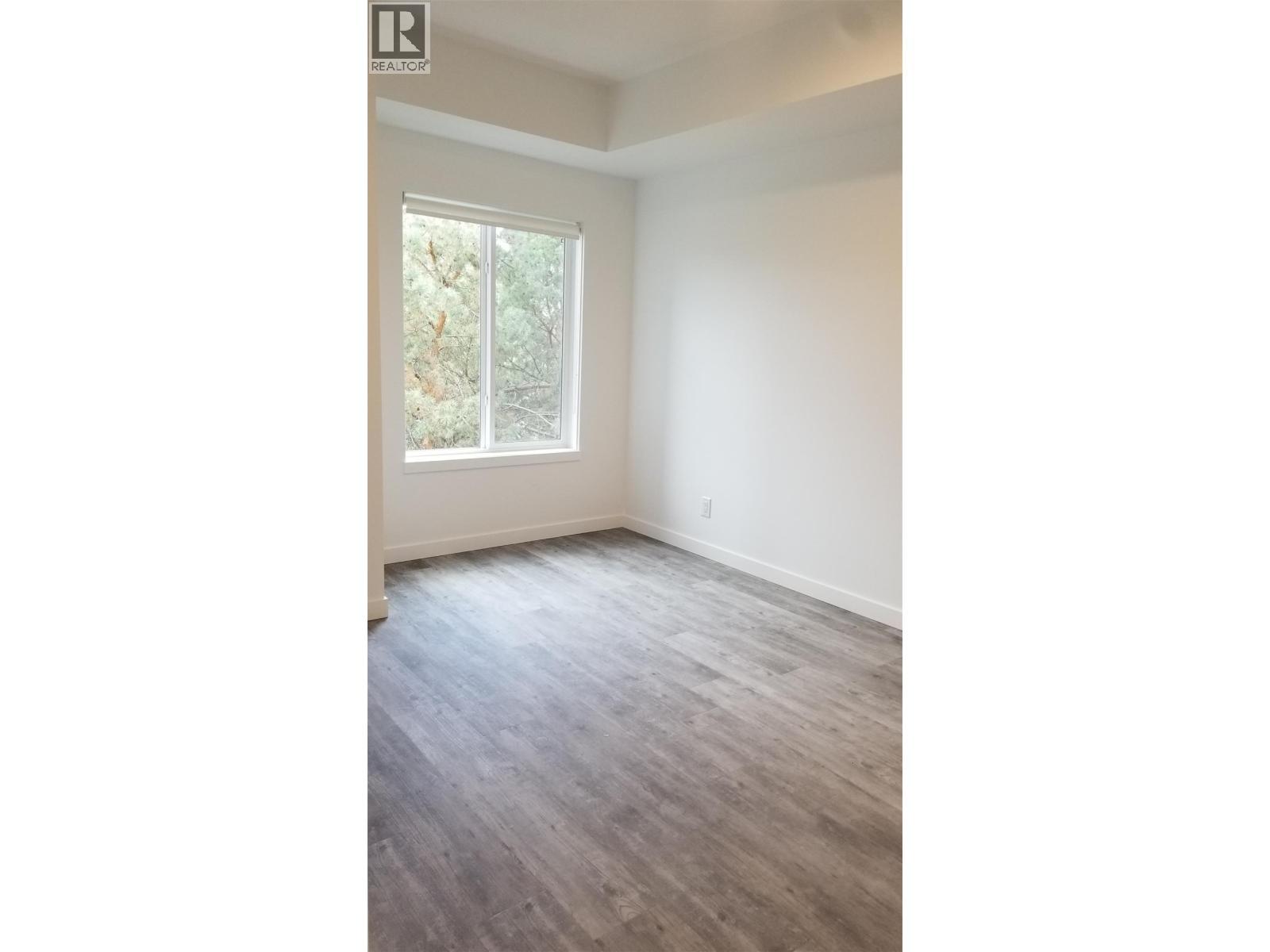 1083 Klo Road Unit# 305. Kelowna, British Columbia