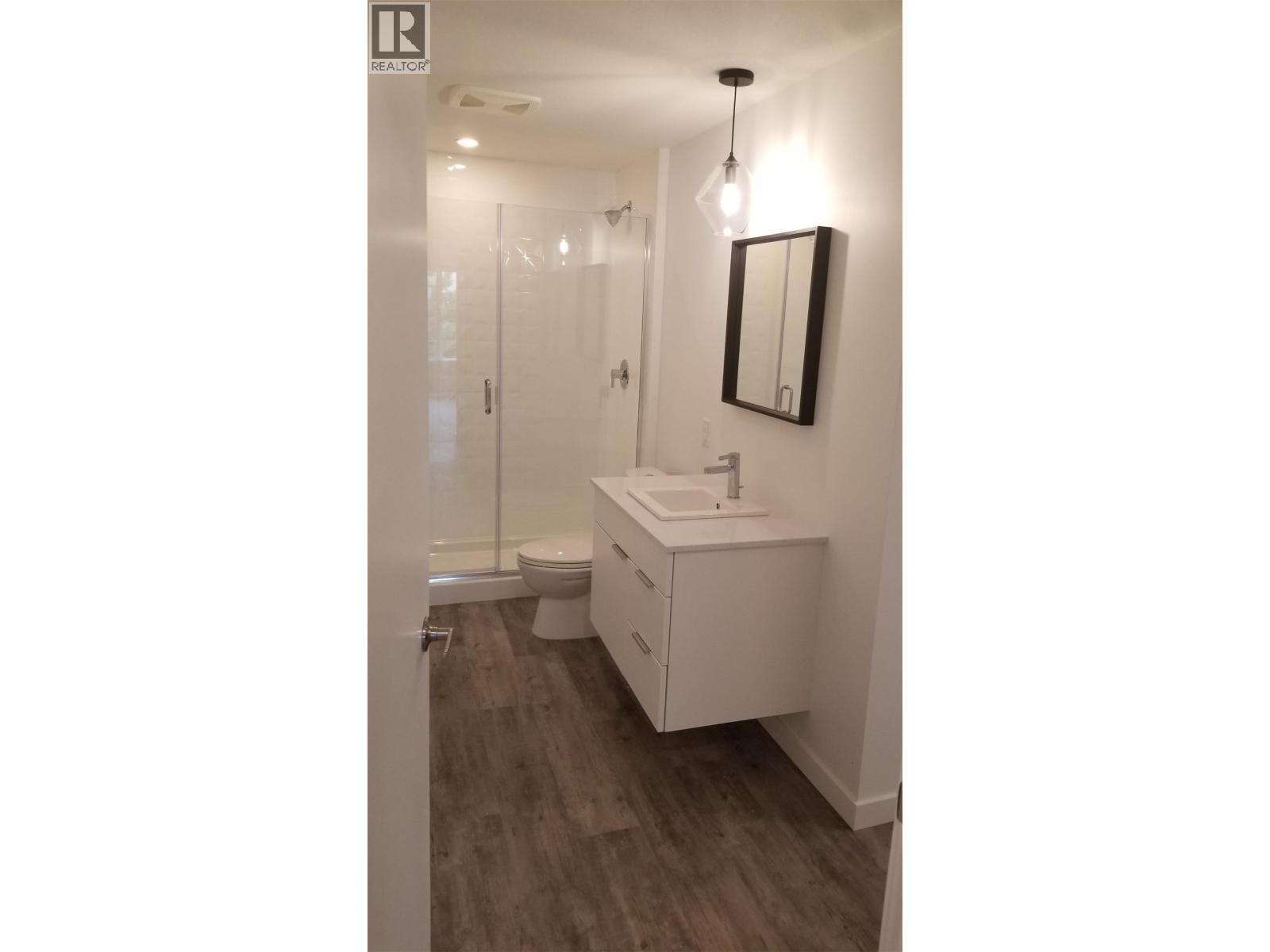 1083 Klo Road Unit# 305. Kelowna, British Columbia