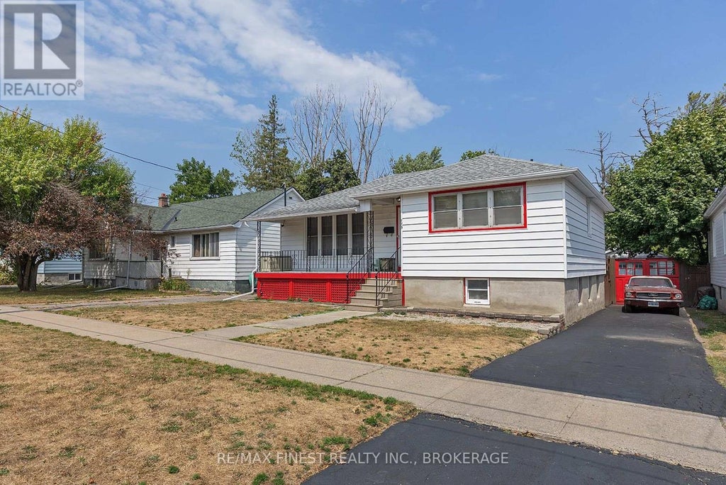 775 Alfred Crescent, Kingston (east Of Sir John A. Blvd)