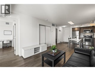 775 Academy Way Unit# Ph17. Kelowna, British Columbia
