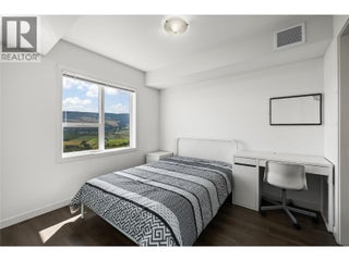 775 Academy Way Unit# Ph17. Kelowna, British Columbia