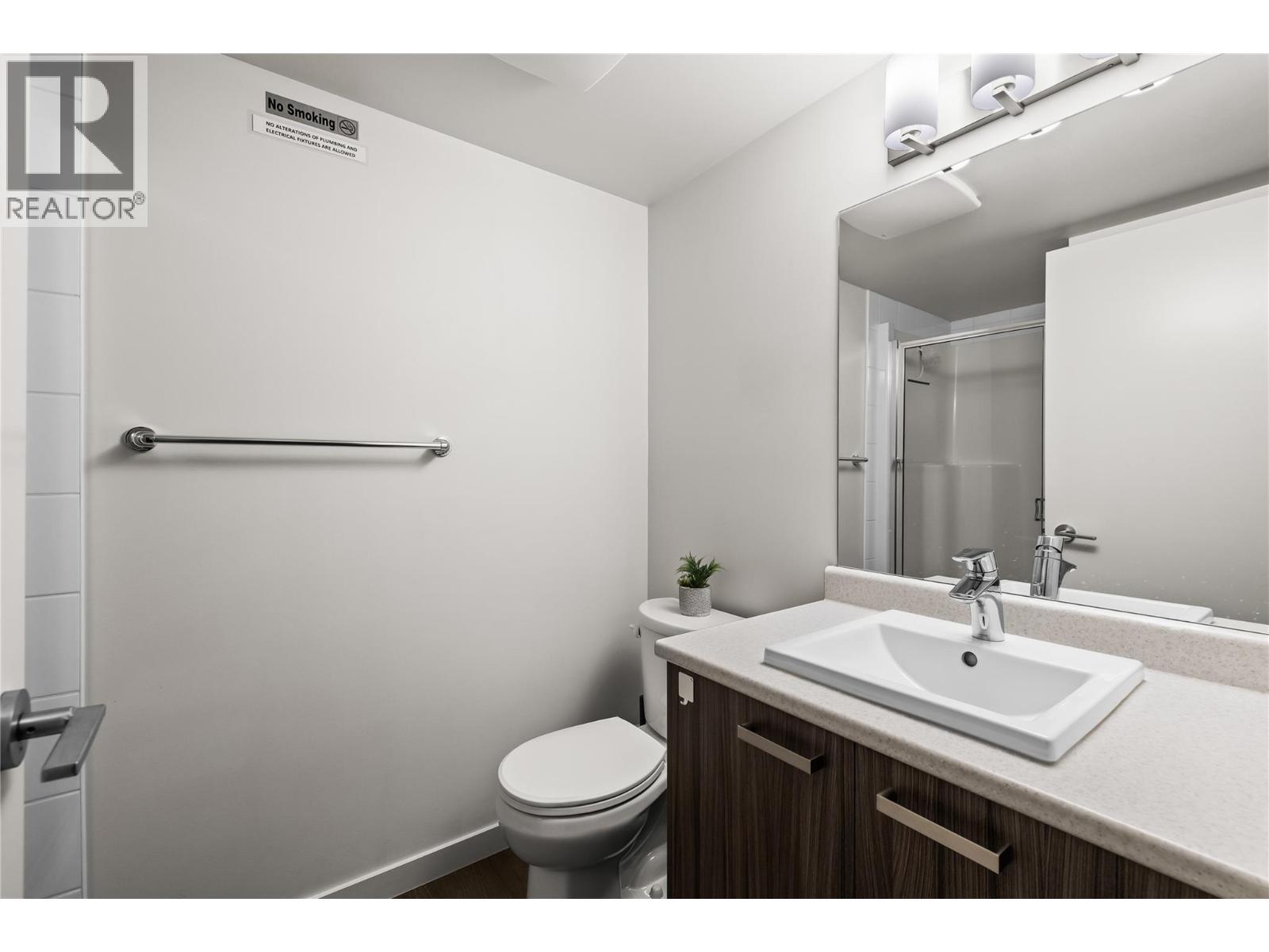 775 Academy Way Unit# Ph17. Kelowna, British Columbia