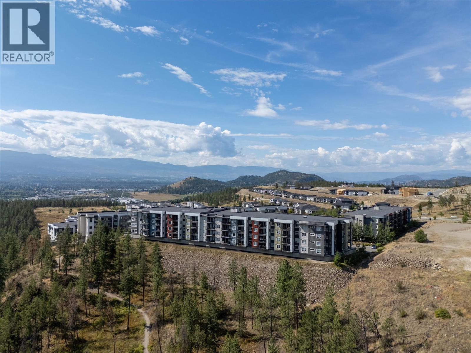 775 Academy Way Unit# Ph17. Kelowna, British Columbia