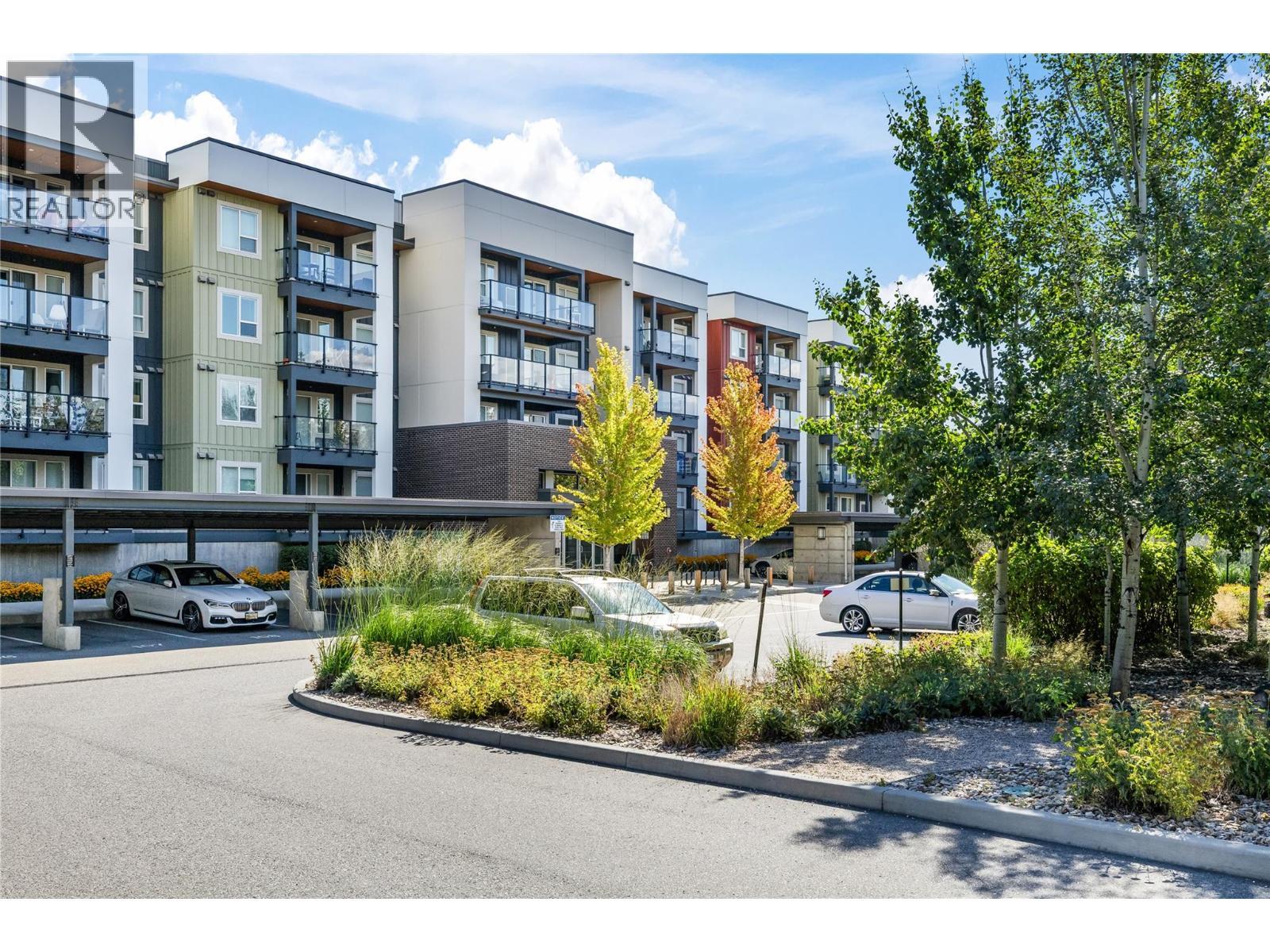 775 Academy Way Unit# Ph17. Kelowna, British Columbia