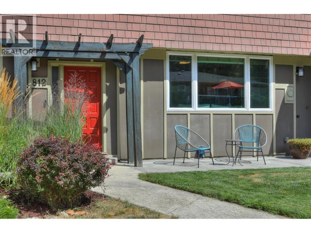 812 Paret Road, Kelowna