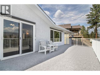 6335 Topham Place. Peachland, British Columbia