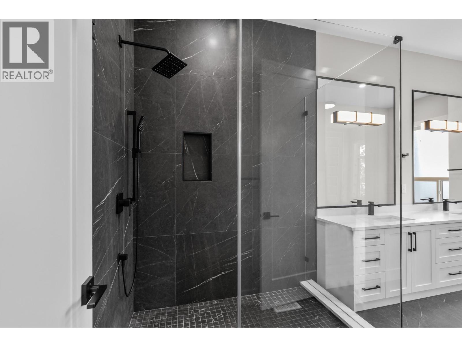 6052 Gerrie Road. Peachland, British Columbia