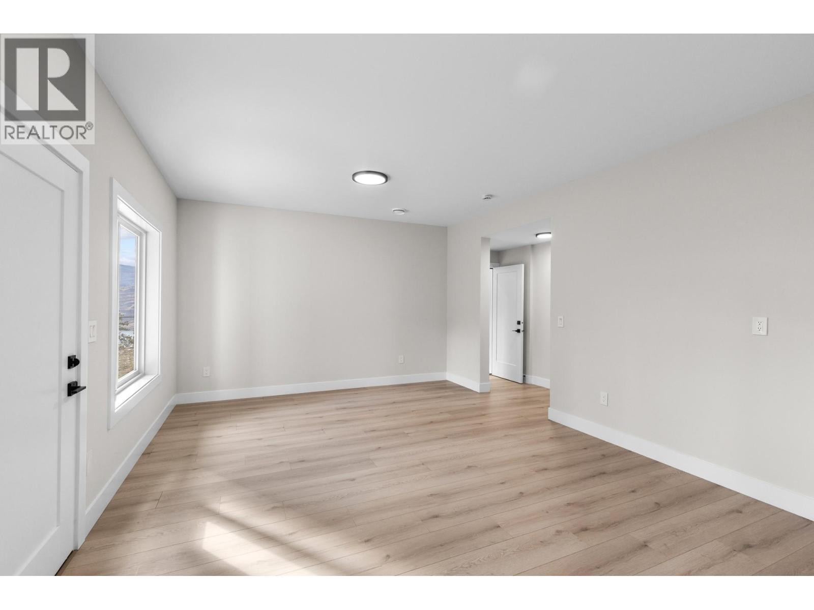 6052 Gerrie Road. Peachland, British Columbia