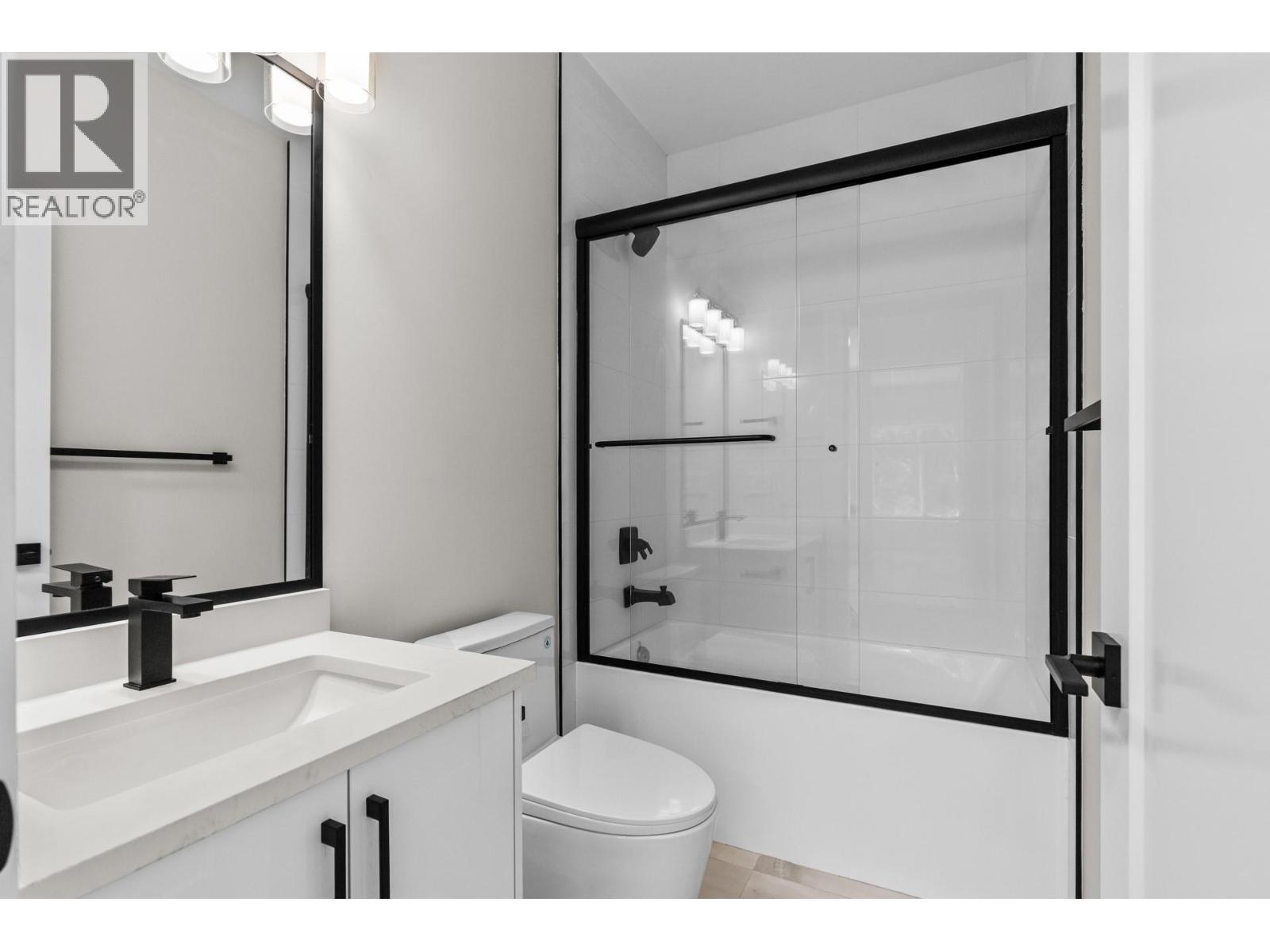 6052 Gerrie Road. Peachland, British Columbia