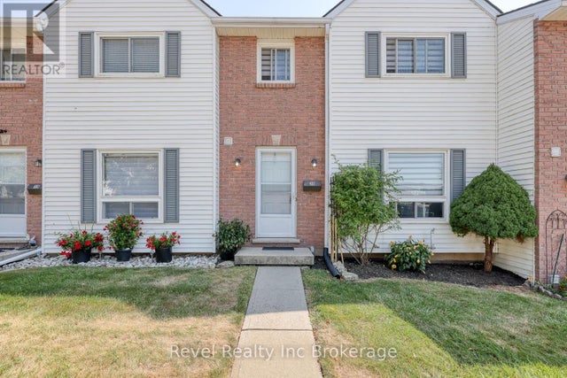 20 - 380 Quarter Town Line Road, Tillsonburg