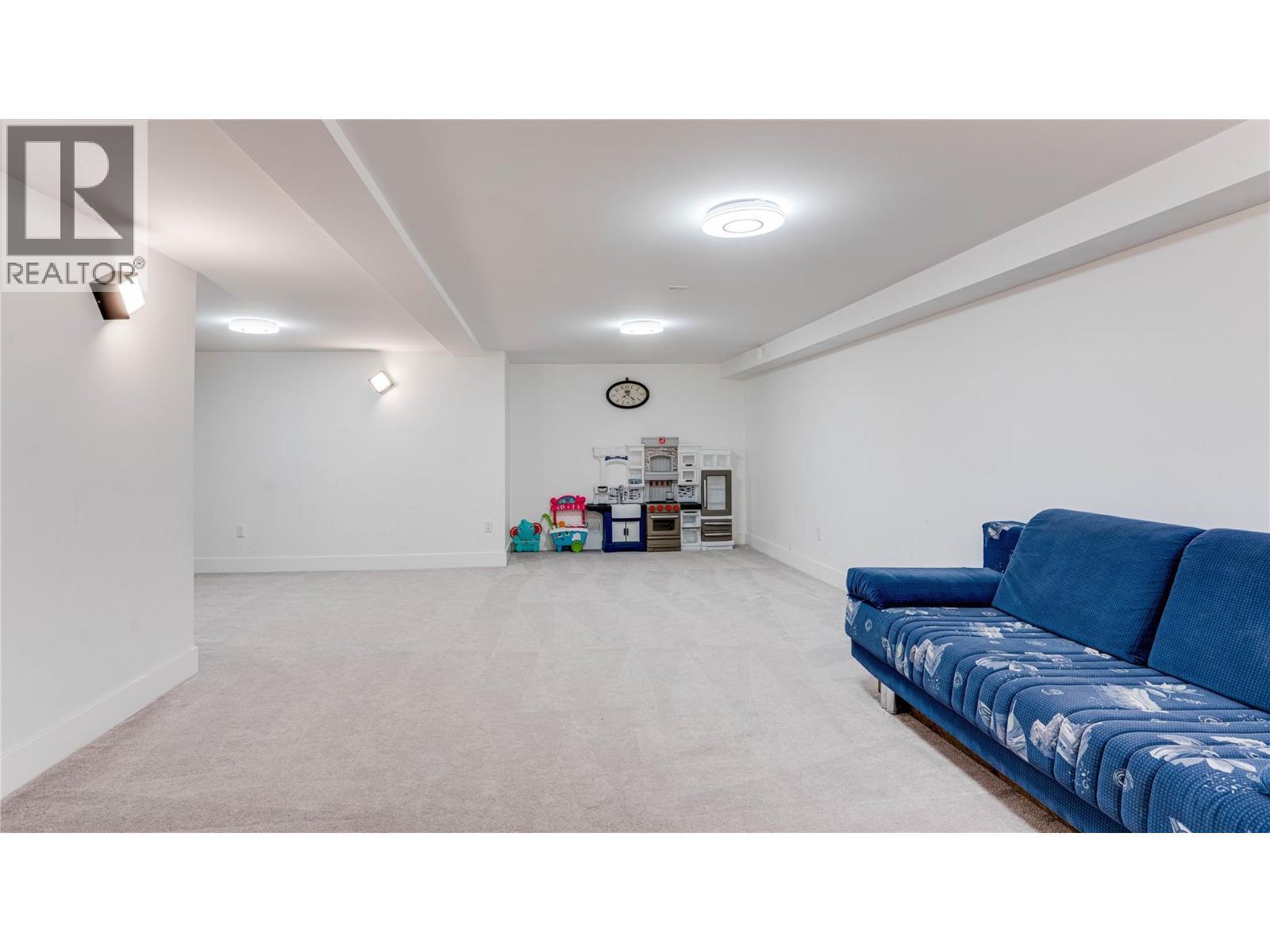 8792 Cortland Place. Coldstream, British Columbia