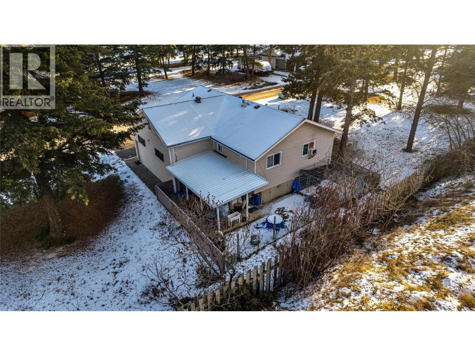 409 Hummingbird Avenue. Vernon, British Columbia