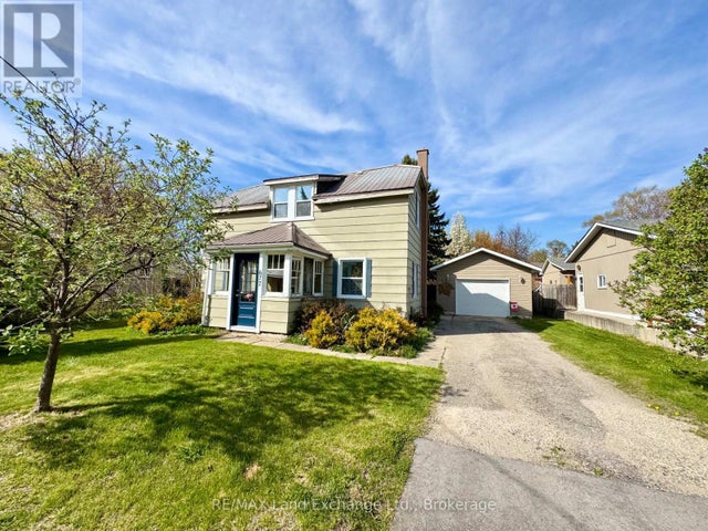 677 Louis Street, Saugeen Shores