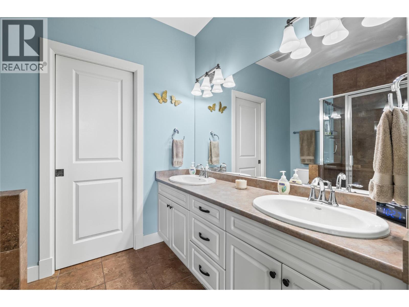 2194 Alvarado Trail. Westbank, British Columbia