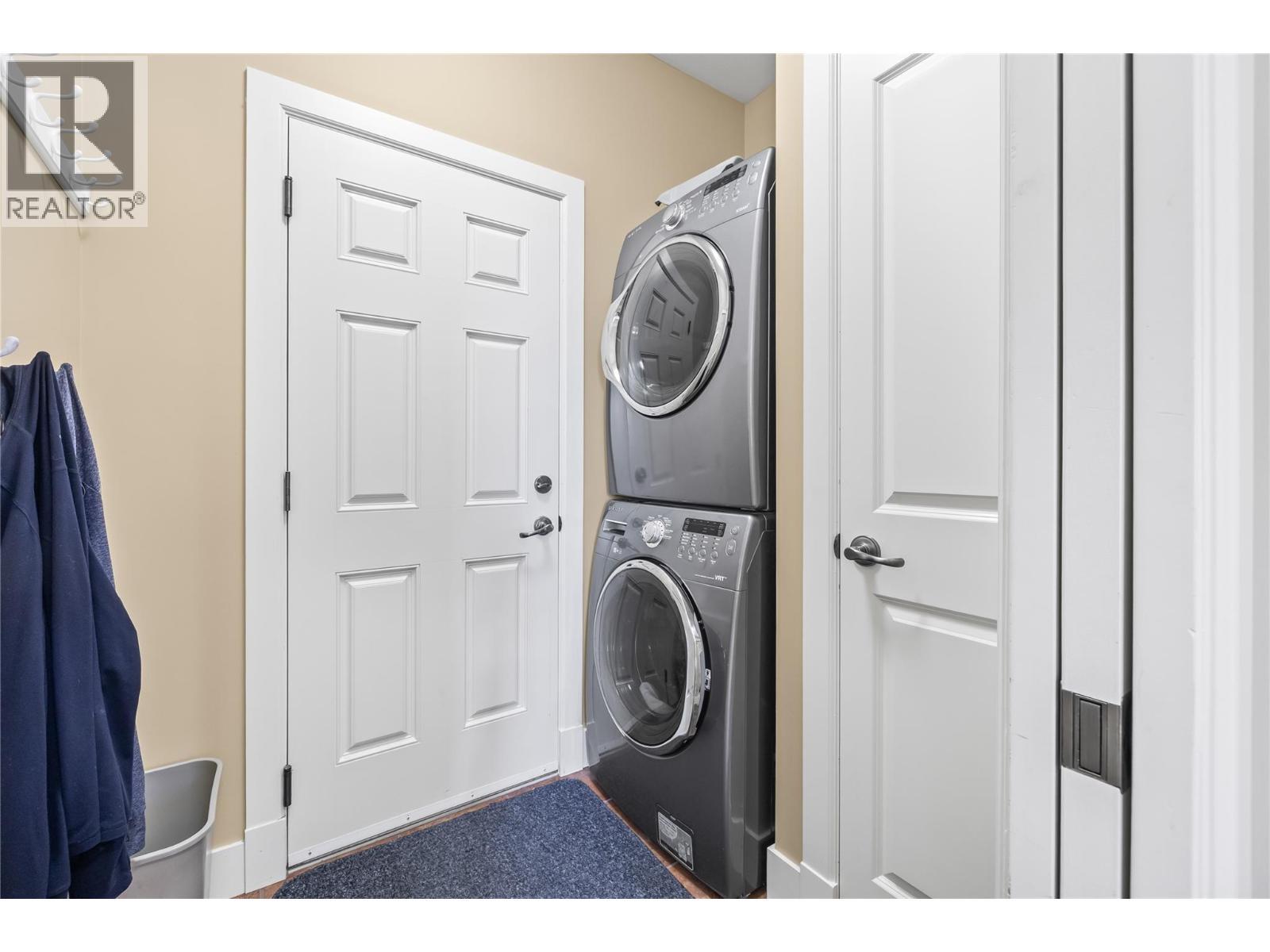 2194 Alvarado Trail. Westbank, British Columbia