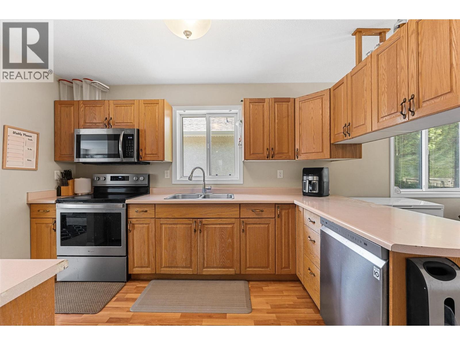 580 Spruceview Place N. Kelowna, British Columbia