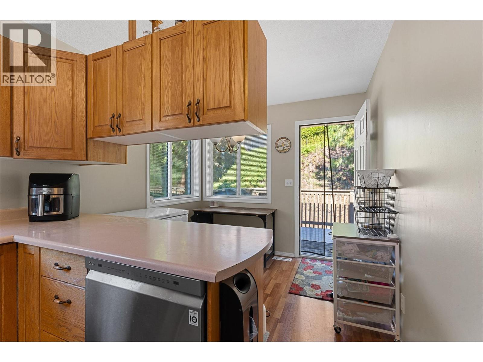 580 Spruceview Place N. Kelowna, British Columbia