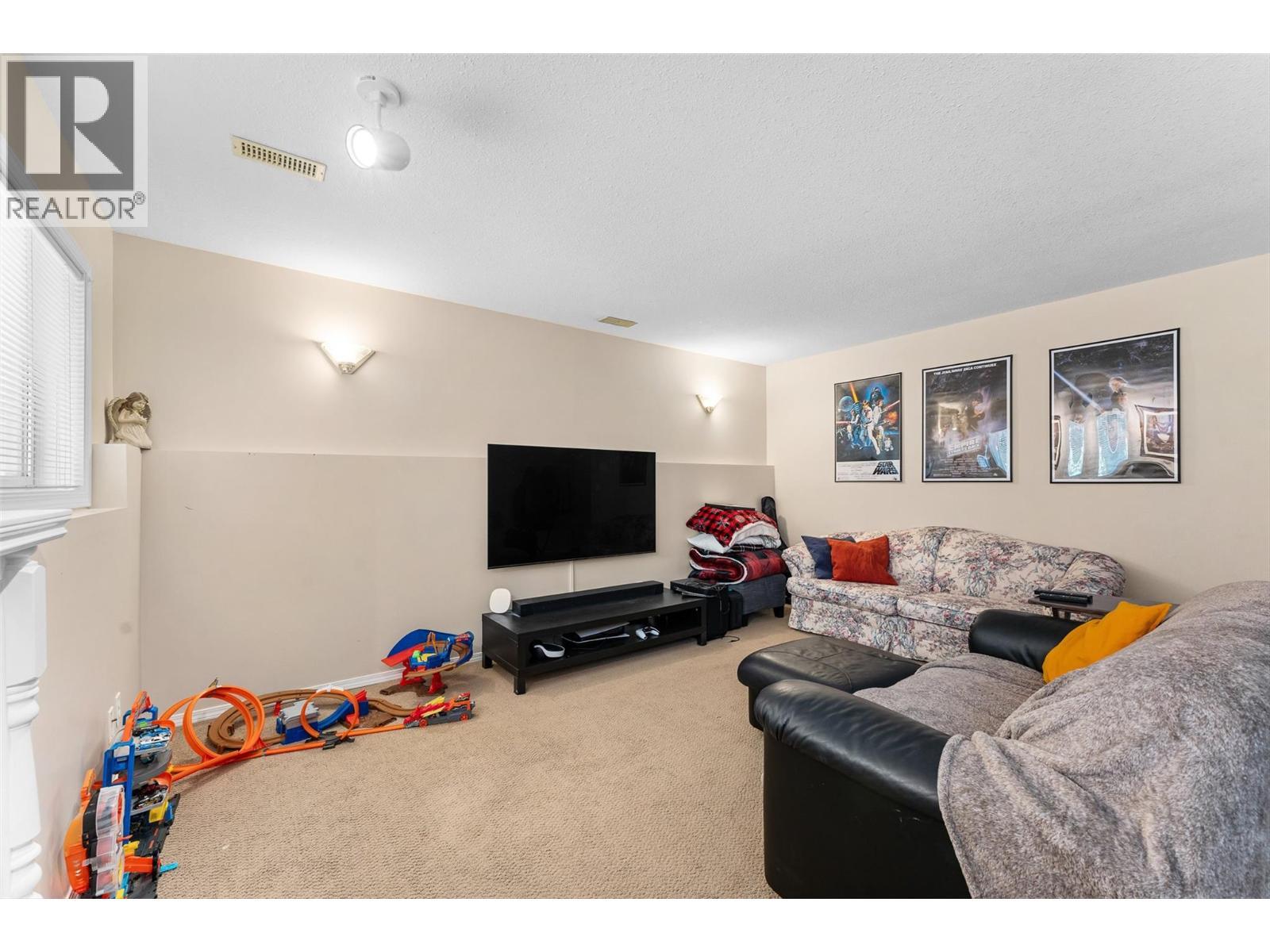 580 Spruceview Place N. Kelowna, British Columbia