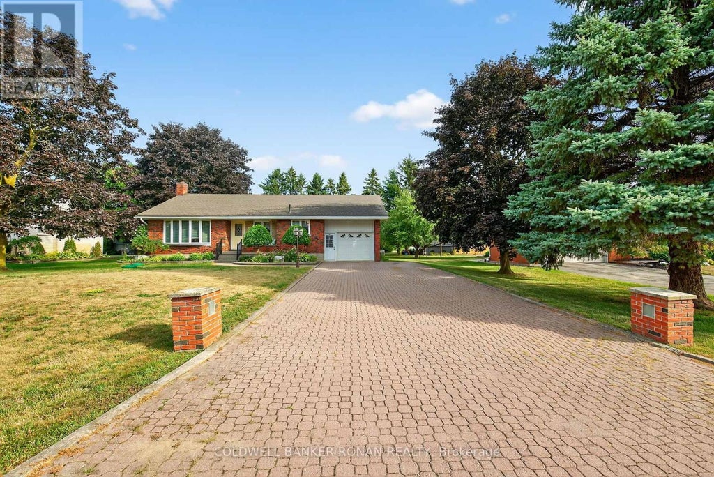 8 Douglas Drive, New Tecumseth (alliston)