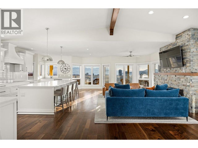 Photo of Listing #10359759