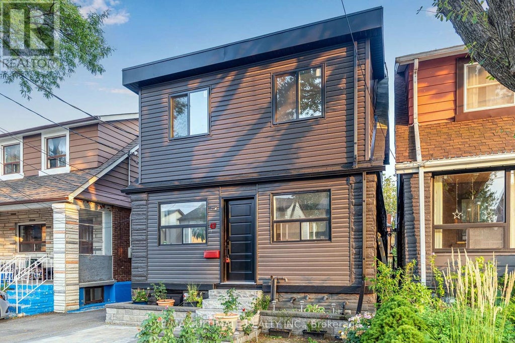 47 Mahoney Avenue, Toronto (mount Dennis)