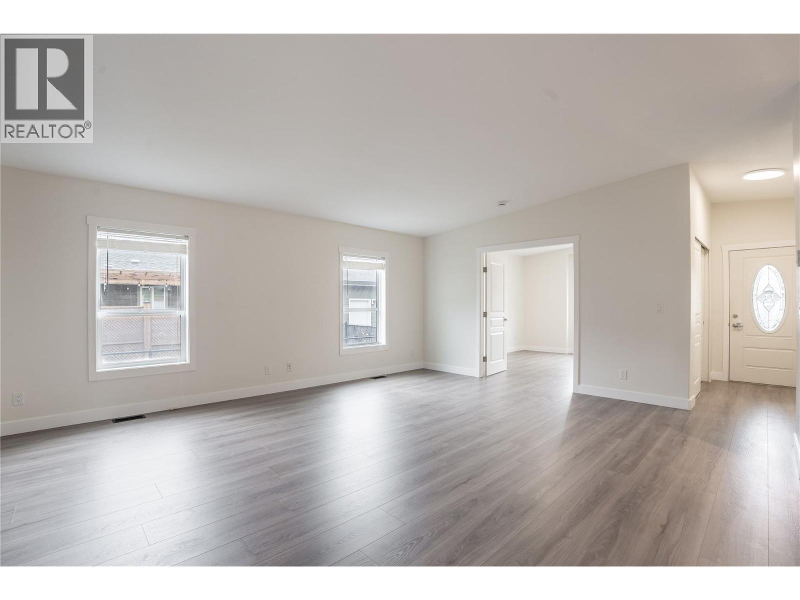 8300 Gallagher Lake Frontage Road Unit# 70. Oliver, British Columbia