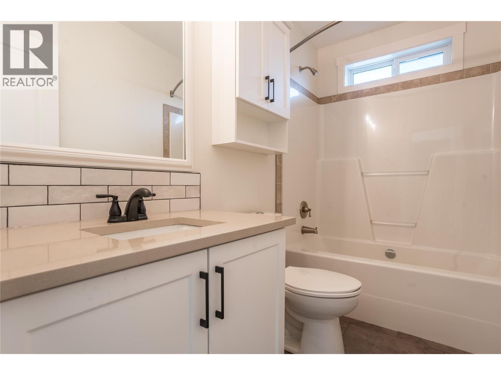 8300 Gallagher Lake Frontage Road Unit# 70. Oliver, British Columbia