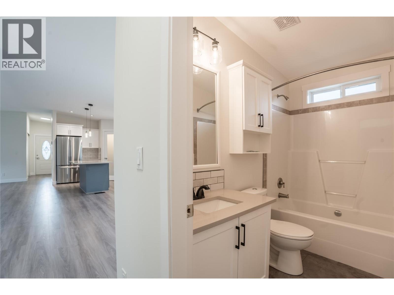 8300 Gallagher Lake Frontage Road Unit# 70. Oliver, British Columbia