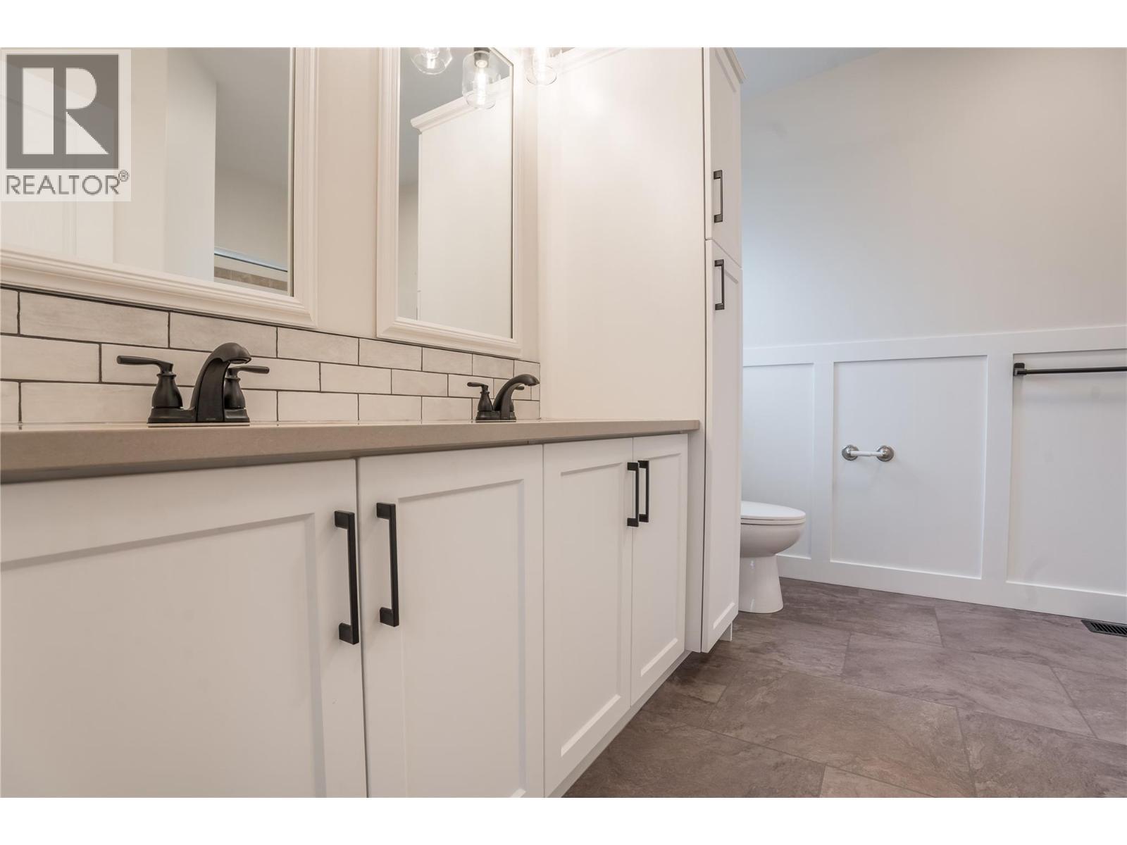 8300 Gallagher Lake Frontage Road Unit# 70. Oliver, British Columbia