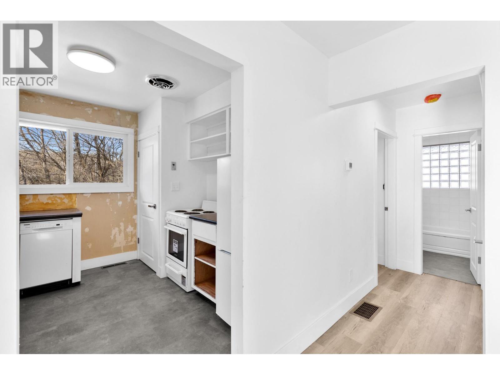 608 Browne Road. Vernon, British Columbia