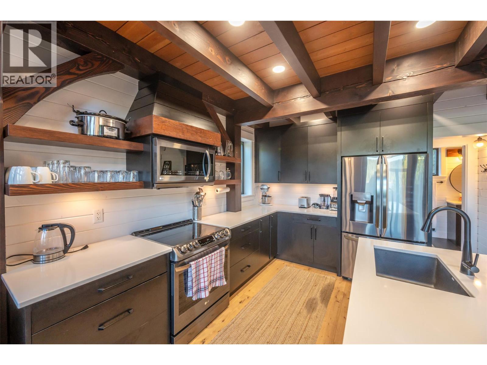 3593 Princeton Summerland Road. Princeton, British Columbia