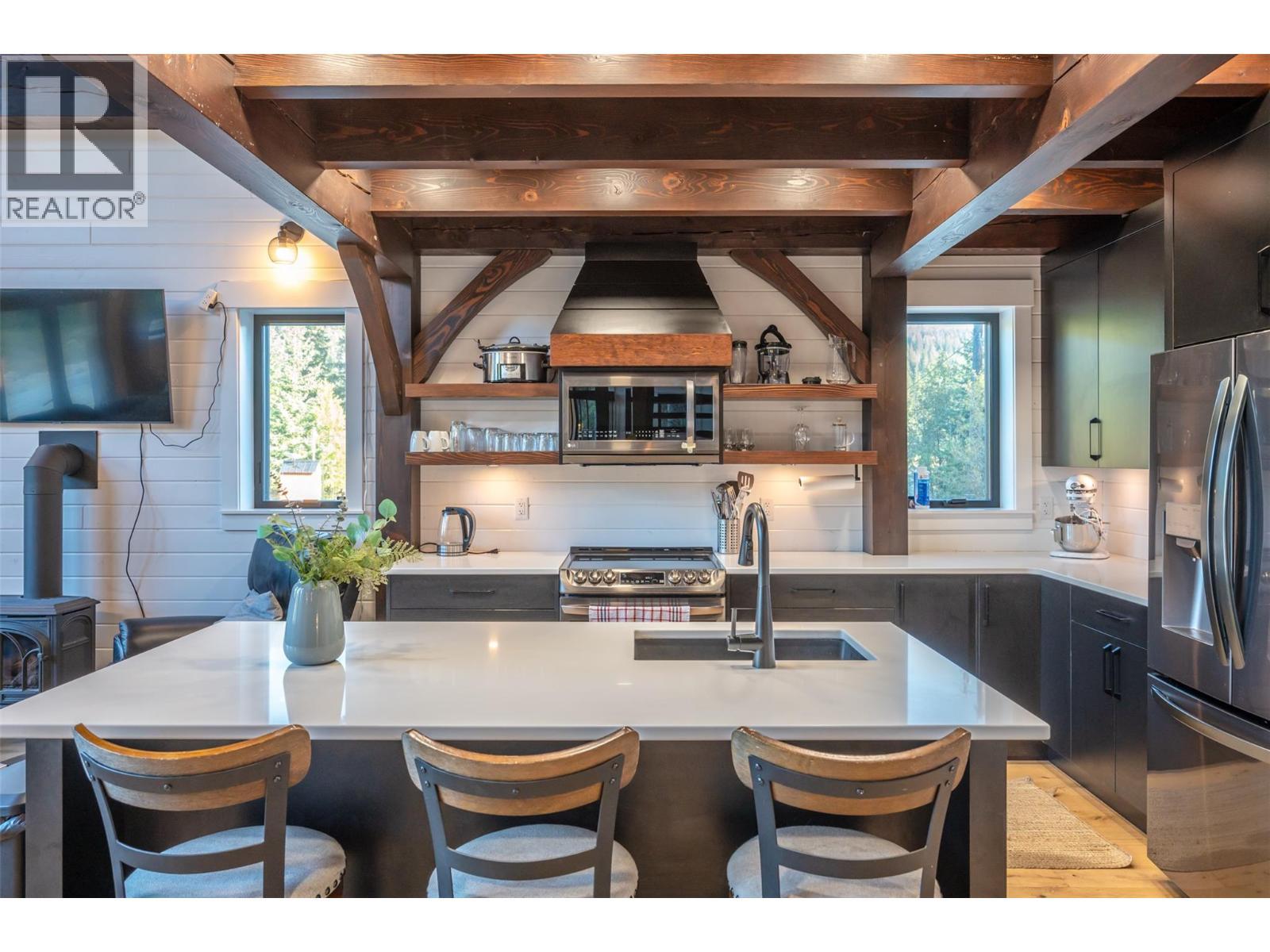 3593 Princeton Summerland Road. Princeton, British Columbia