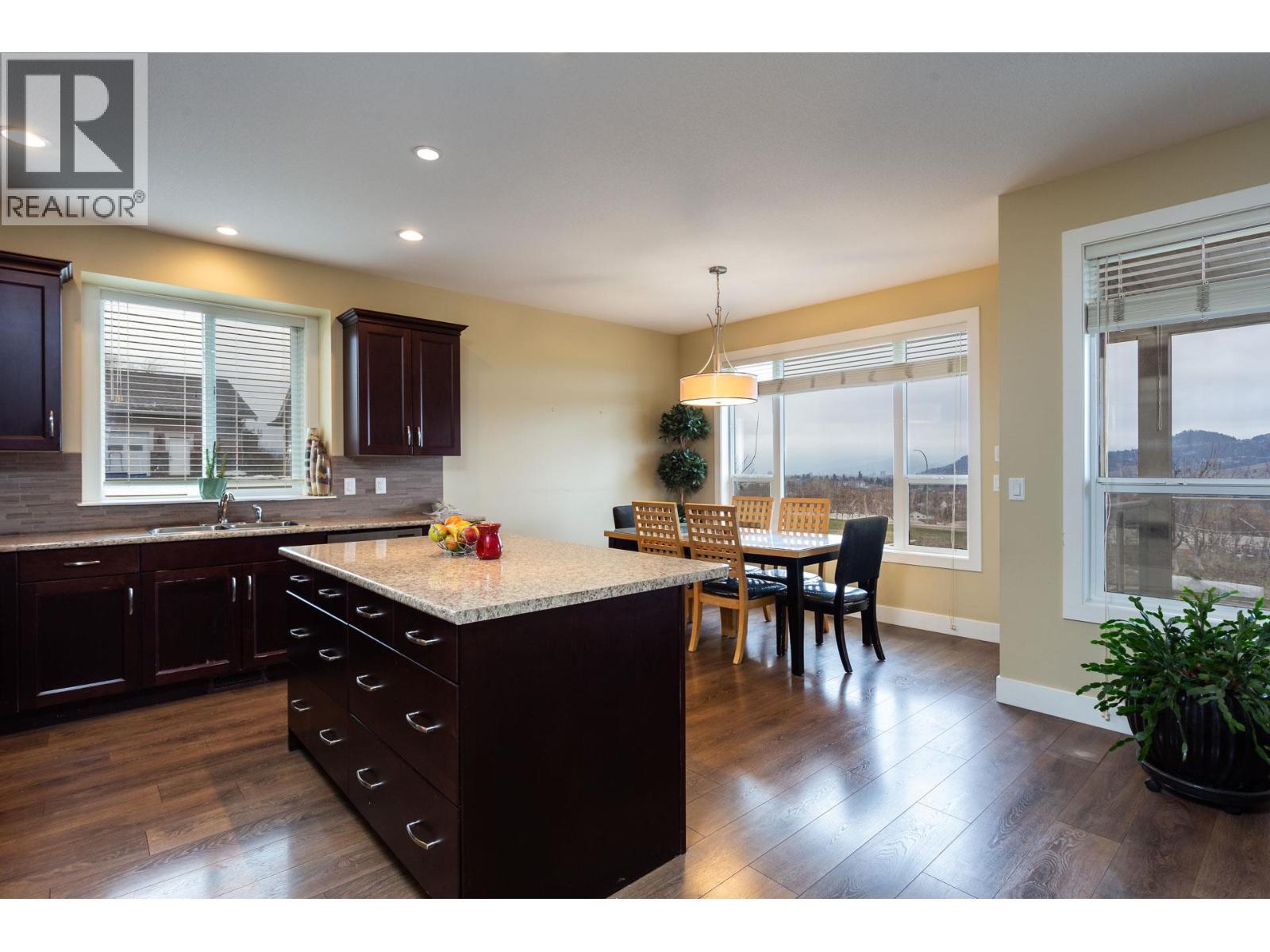 833 Mccurdy Road E. Kelowna, British Columbia