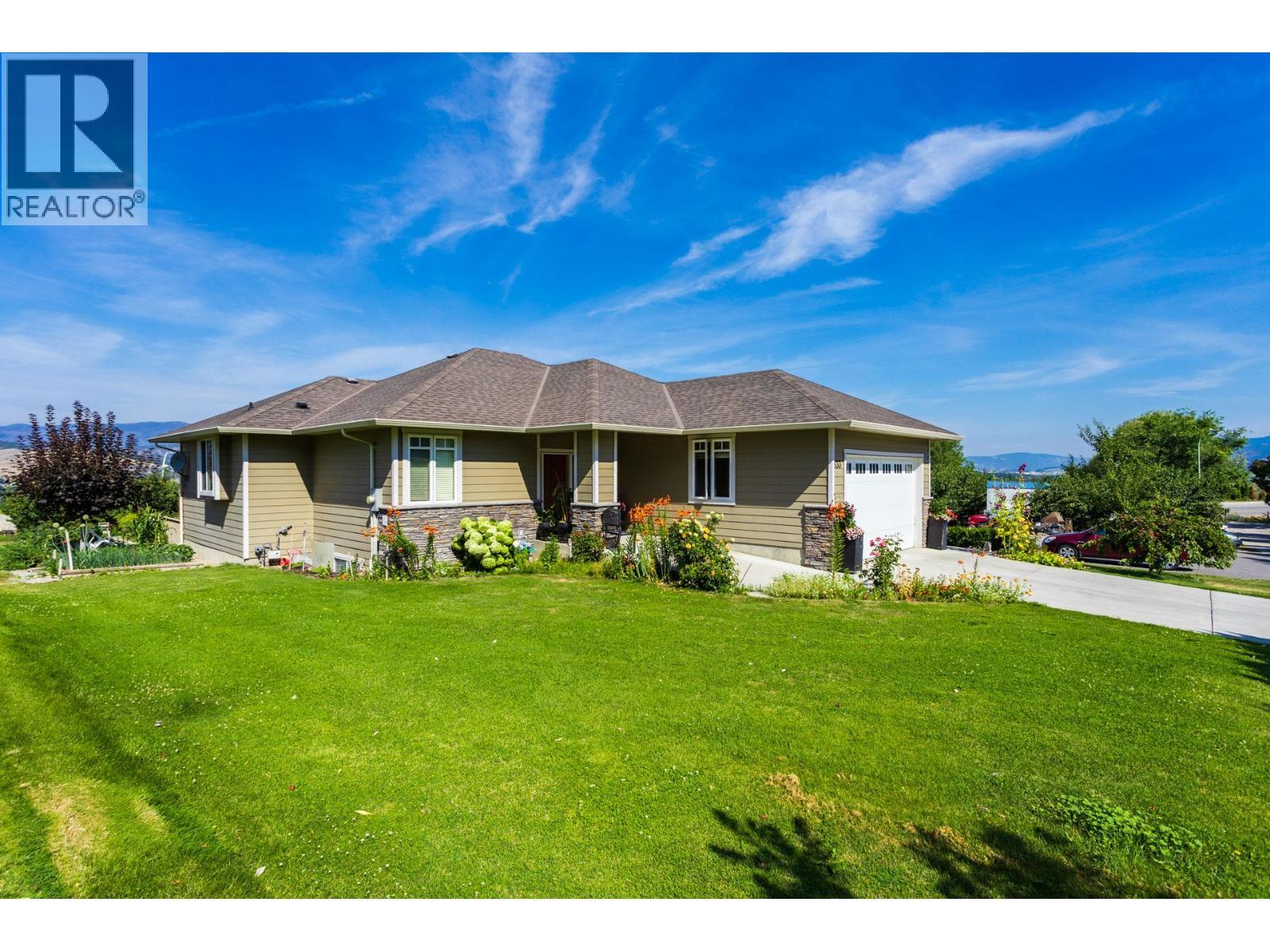833 Mccurdy Road E. Kelowna, British Columbia